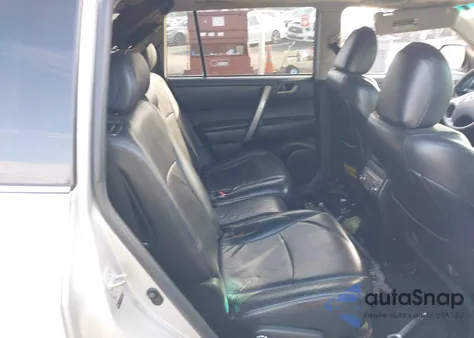 2011 Toyota Highlander Se V6 from USA, damaged, VIN 5TDBK3EH1BS080735